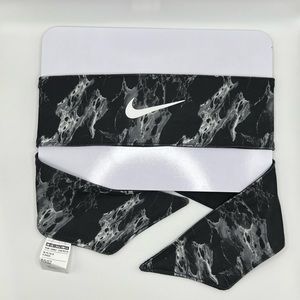 Nike Tie Headband